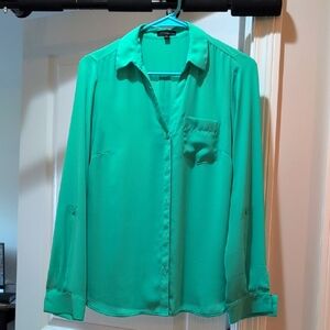 Green Long Sleeve Button Down Shirt with Notched Collar